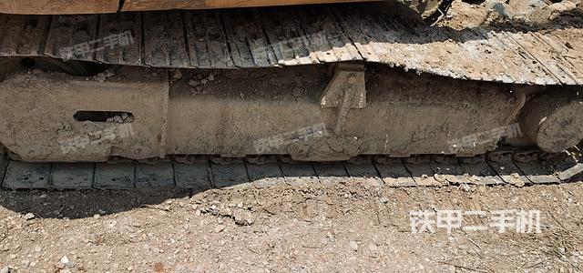 单侧履带整体（整机外观）