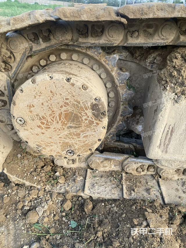 右驅(qū)動(dòng)輪（行走機(jī)構(gòu)）