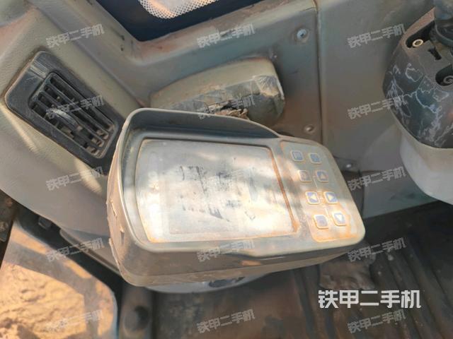 顯示屏?(駕駛室部分) 顯示屏?(駕駛室部分)