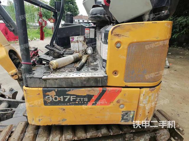 单侧履带整体（整机外观）