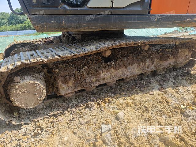 单侧履带整体（整机外观）