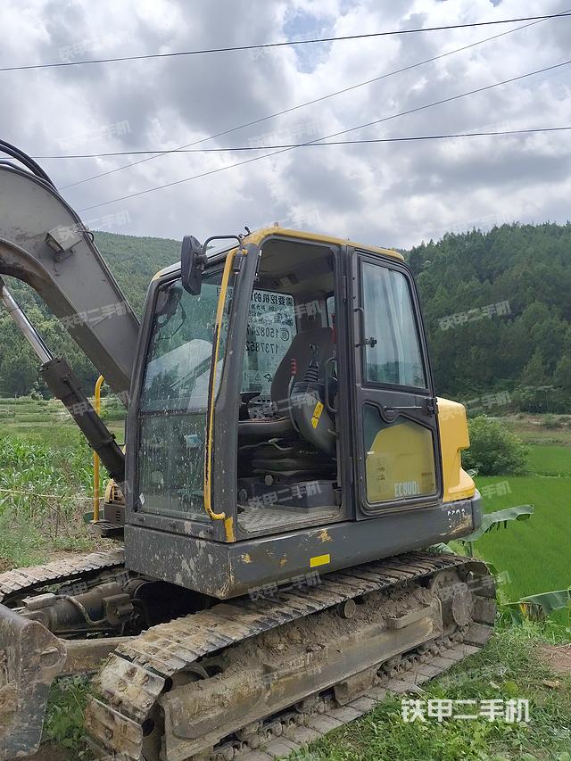 驾驶室整体（整机外观）