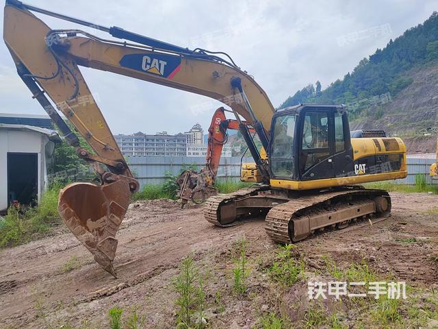 卡特彼勒324D挖掘机