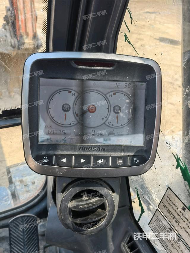 顯示屏?(駕駛室部分) 顯示屏?(駕駛室部分)