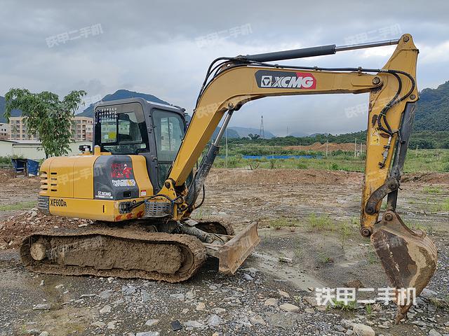 单侧履带整体（整机外观）