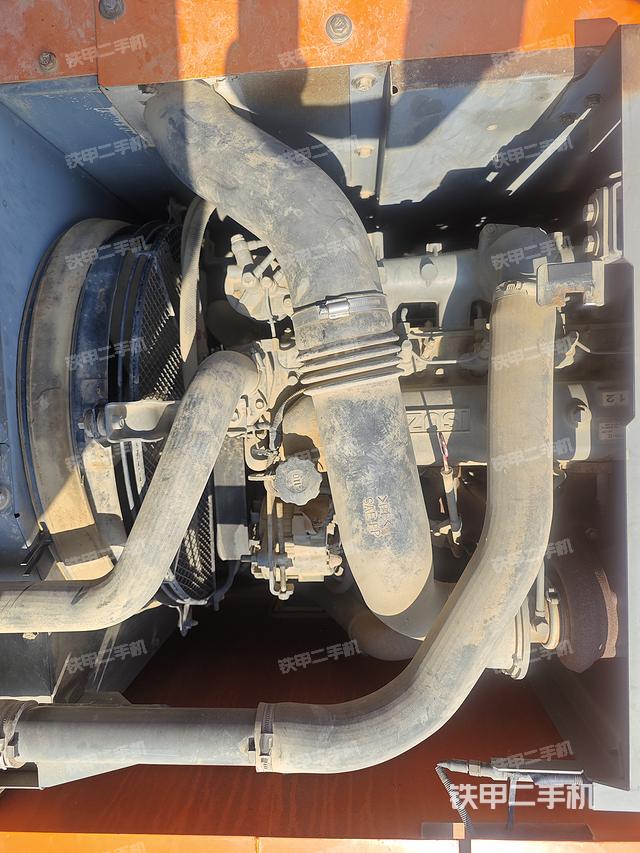 发动机整体俯视（整机外观）