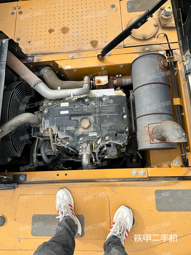 发动机整体俯视（整机外观）