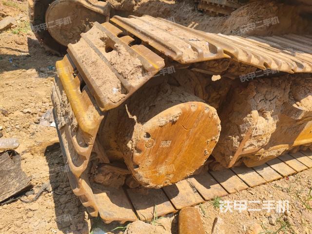 左驅動輪(行走機構) 左驅動輪(行走機構)