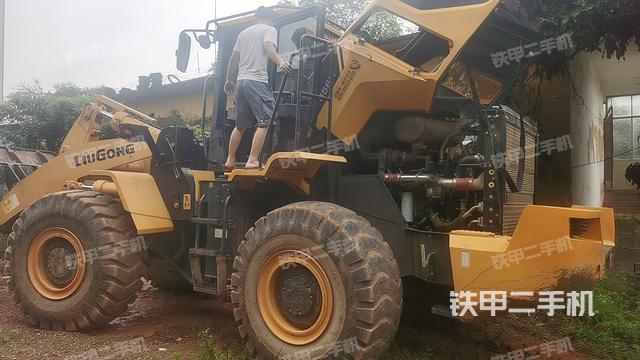 工作装置整体（整机外观及大件）