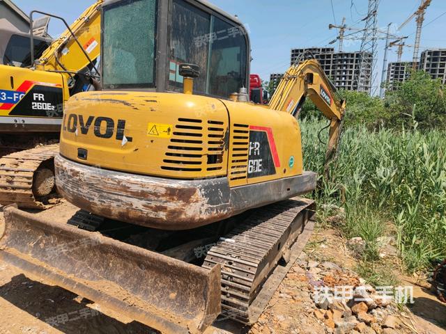 右前45(整机外观) 右前45(整机外观)