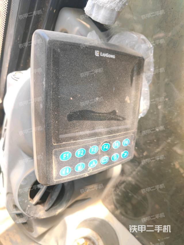 顯示屏?(駕駛室部分) 顯示屏?(駕駛室部分)