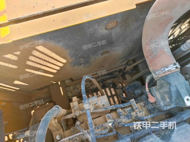 氣門室蓋螺絲特寫(上車部件) 氣門室蓋螺絲特寫(上車部件)