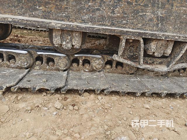 单侧履带整体（整机外观）