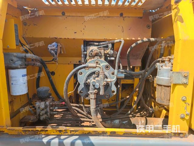 液壓泵室(大件艙室) 液壓泵室(大件艙室)