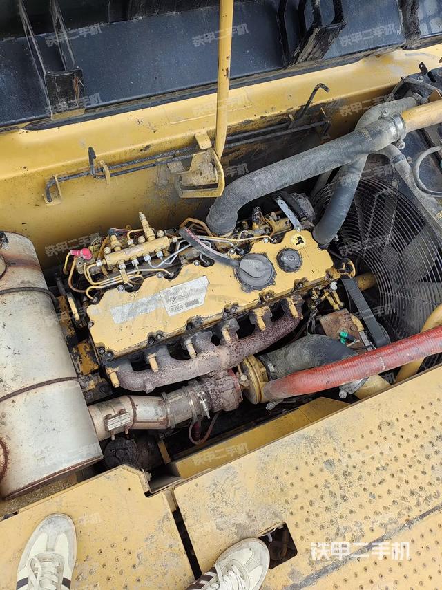 发动机整体俯视（整机外观）