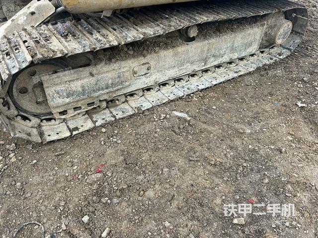 单侧履带整体（整机外观）