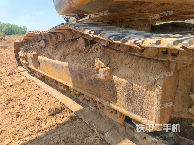 左側(cè)履帶整體?(行走機構(gòu)) 左側(cè)履帶整體?(行走機構(gòu))