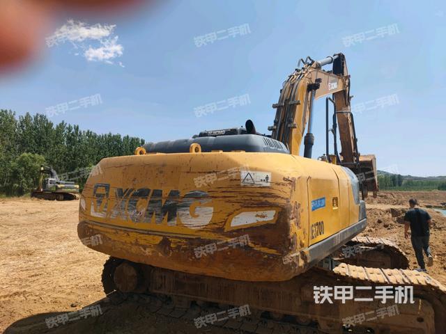 右后45(整機外觀) 右后45(整機外觀)