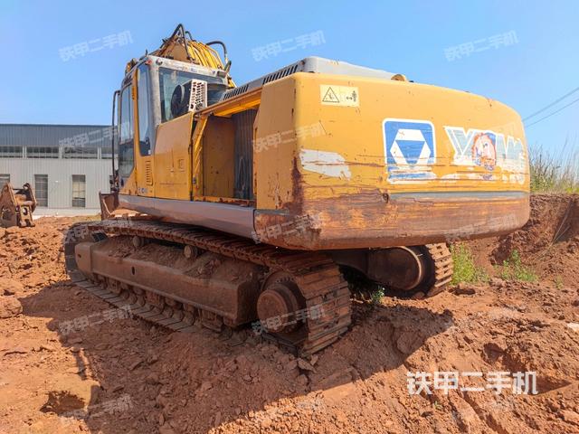 右前45(整機(jī)外觀) 右前45(整機(jī)外觀)