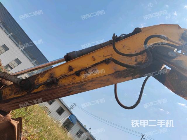 小臂整體左后(工作和回轉(zhuǎn)裝置) 小臂整體左后(工作和回轉(zhuǎn)裝置)