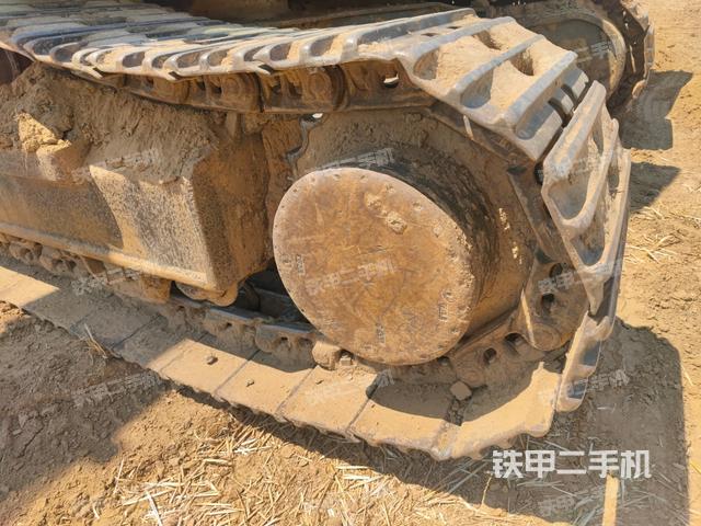 左驅(qū)動輪(行走機構(gòu)) 左驅(qū)動輪(行走機構(gòu))