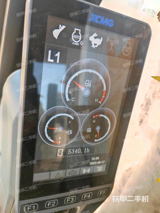 小時表(駕駛室部分) 小時表(駕駛室部分)