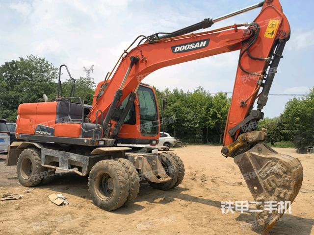 右前45(整機(jī)外觀) 右前45(整機(jī)外觀)