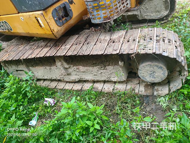 单侧履带整体（整机外观）