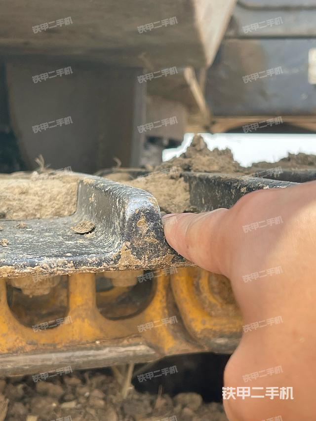 单侧履带整体（整机外观）