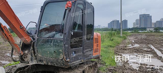 驾驶室整体（整机外观）