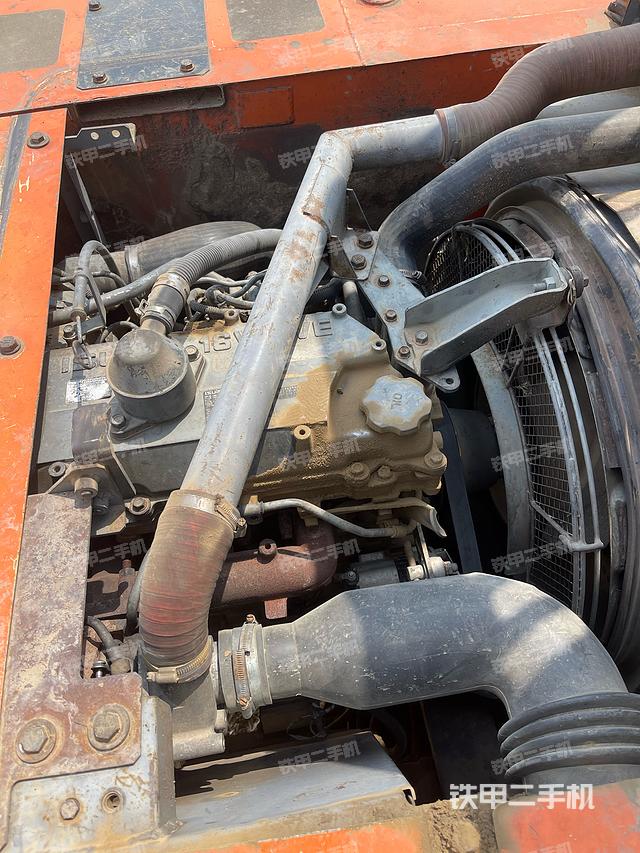 发动机整体俯视（整机外观）