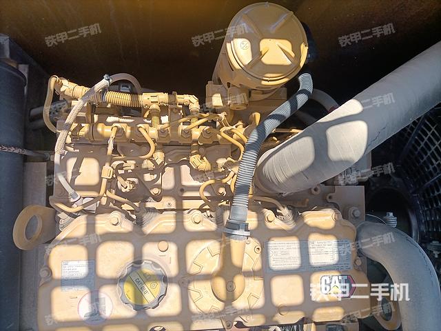 发动机整体俯视（整机外观）