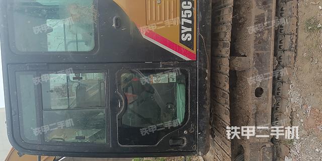 驾驶室整体（整机外观）