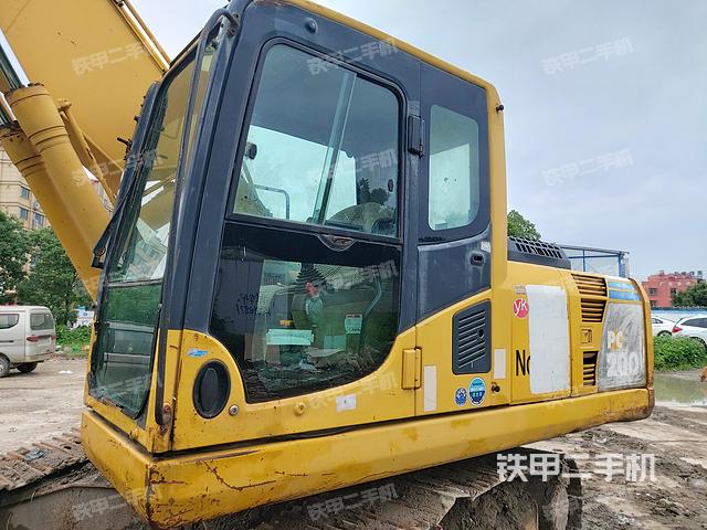 驾驶室整体（整机外观）