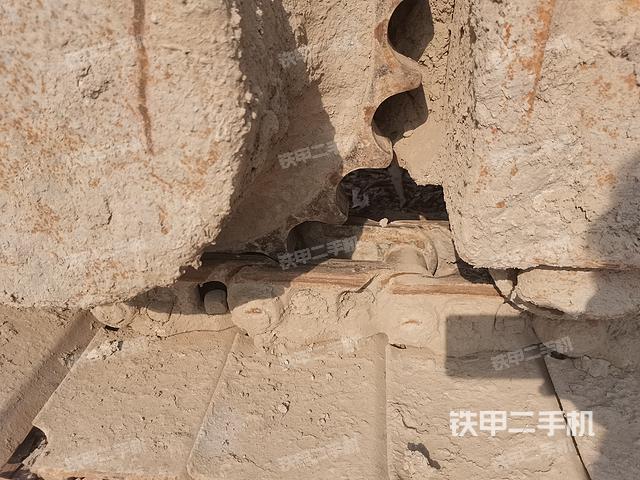 单侧履带整体（整机外观）