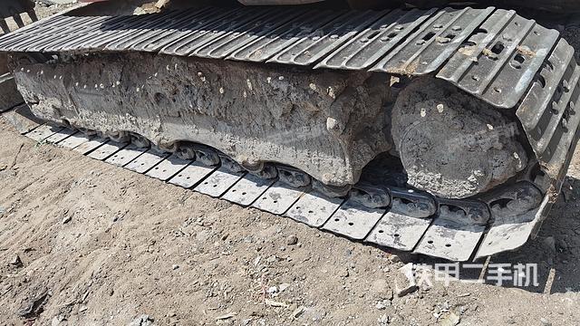 单侧履带整体（整机外观）