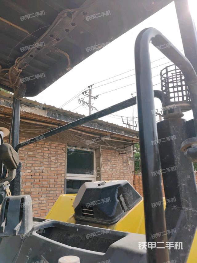 后玻璃角標（壓路機駕駛室）