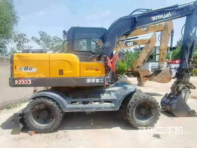 驾驶室顶部（整机外观）