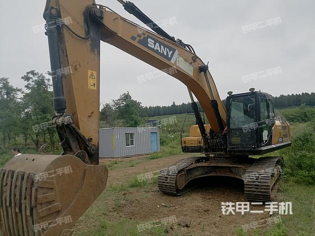 三一重工SY245H挖掘机