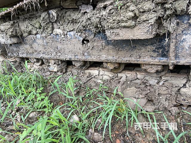 单侧履带整体（整机外观）