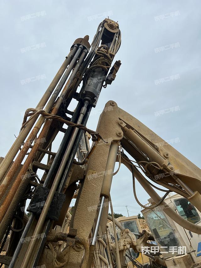 整机右侧（设备外观及核心部件）