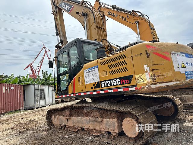 三一重工SY215C挖掘机