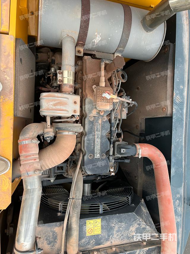 发动机整体俯视（整机外观）