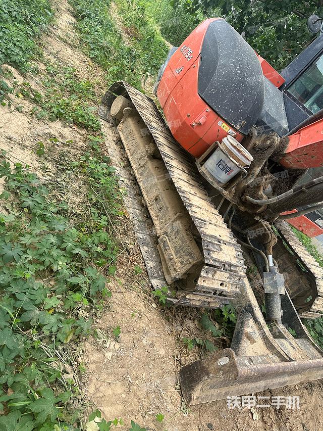 单侧履带整体（整机外观）