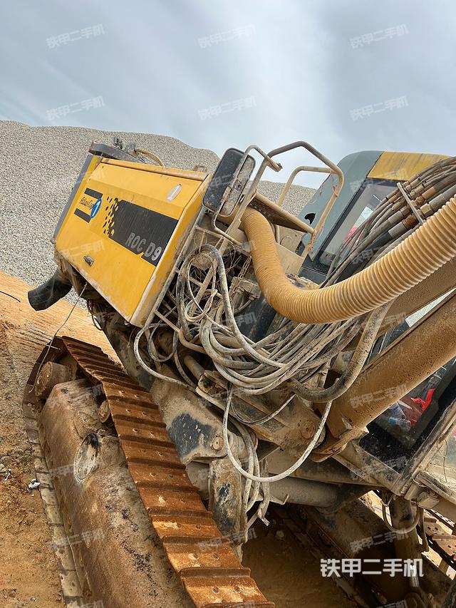 整机右后45°（设备外观及核心部件）