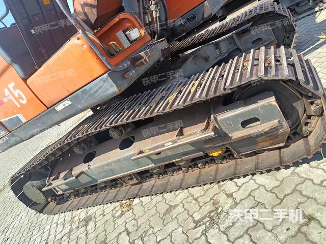 单侧履带整体（整机外观）