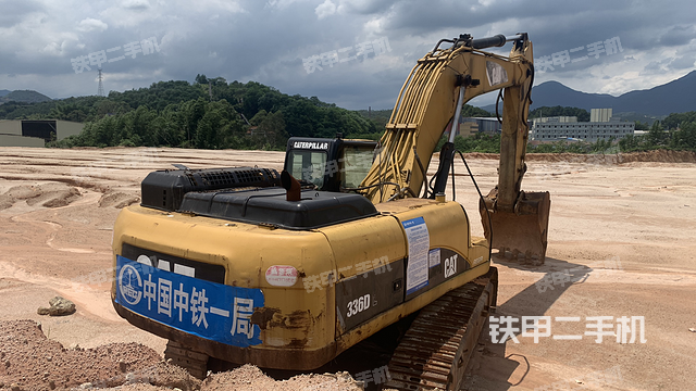 整机右后45°（整机外观）