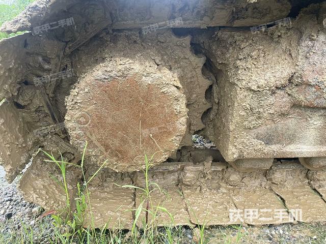 左導(dǎo)向輪（行走機(jī)構(gòu)）