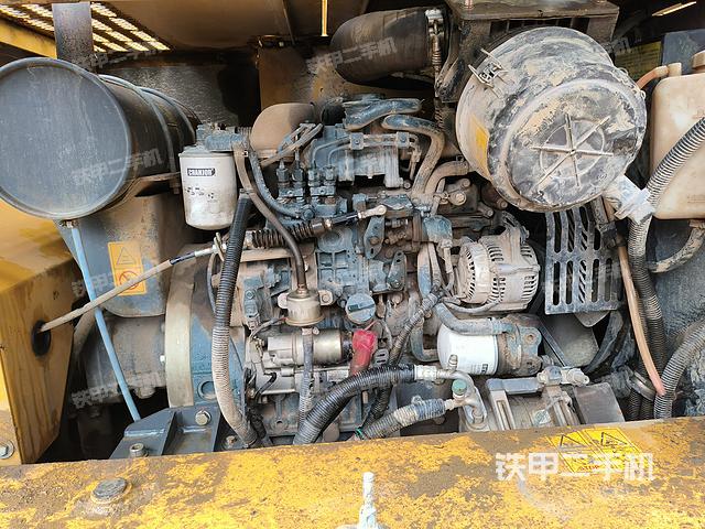 发动机整体俯视（整机外观）