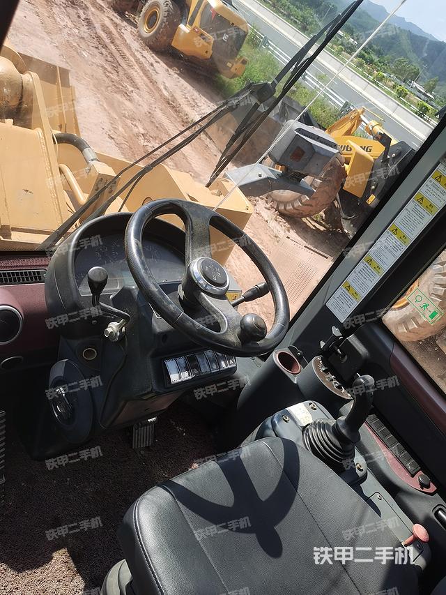 驾驶室操作台（整机外观及大件）